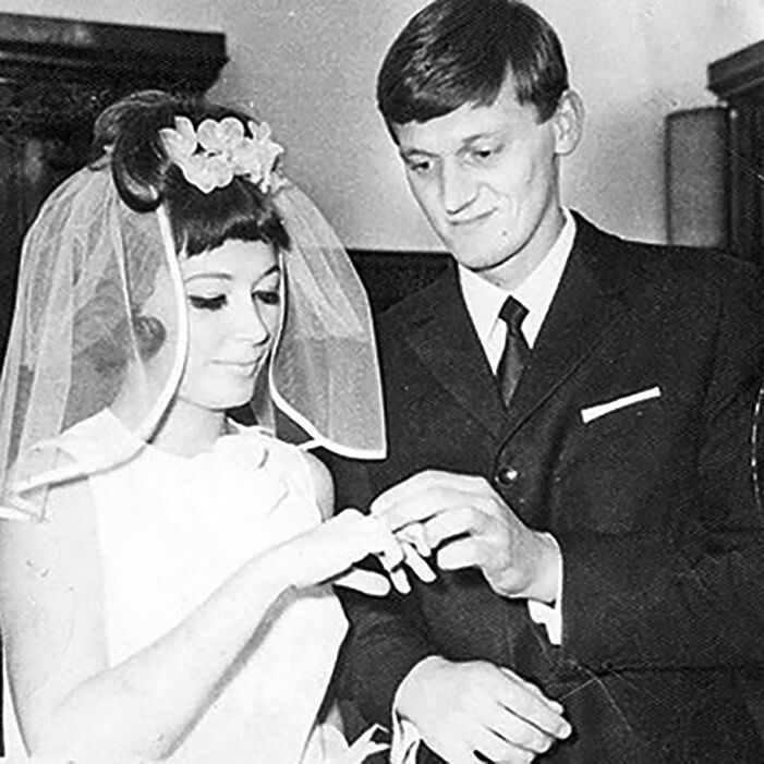 Свадьба Пугачевой 1969 год. Грибоедовский Дворец бракосочетаний.