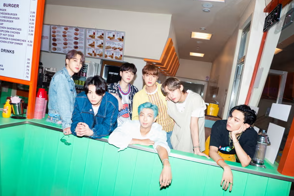 БиТиЭс во времена выхода их разрывного Динамит