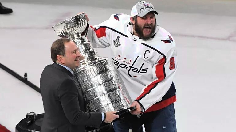 Овечкин с Кубком Стэнли
