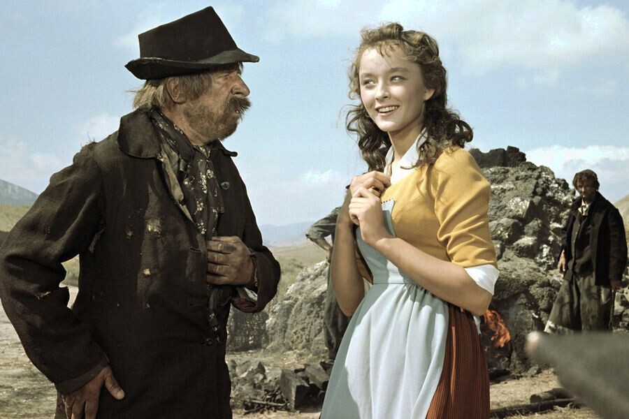 Анастасия в роли Ассоль