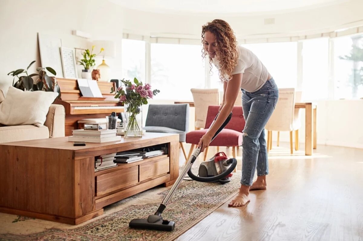    Две трети россиян при наведении порядка в доме обращают внимание на приметы и стараются им следовать.