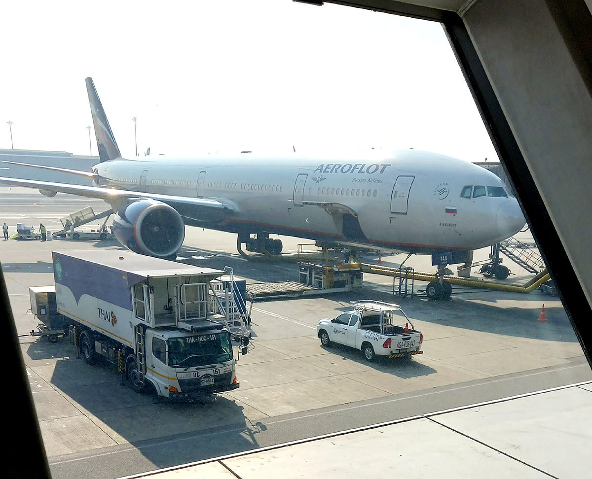 Самолет компании Аэрофлот в аэропорту города Бангкок. Таиланд.