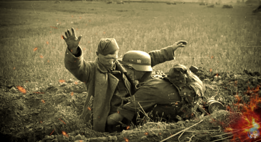 Обыск советского солдата перед пленениемОбыск советского солдата перед пленением