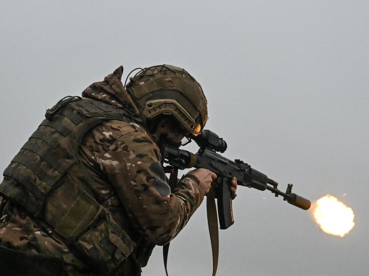    Военнослужащий ВС РФ в зоне СВО© РИА Новости / Станислав Красильников