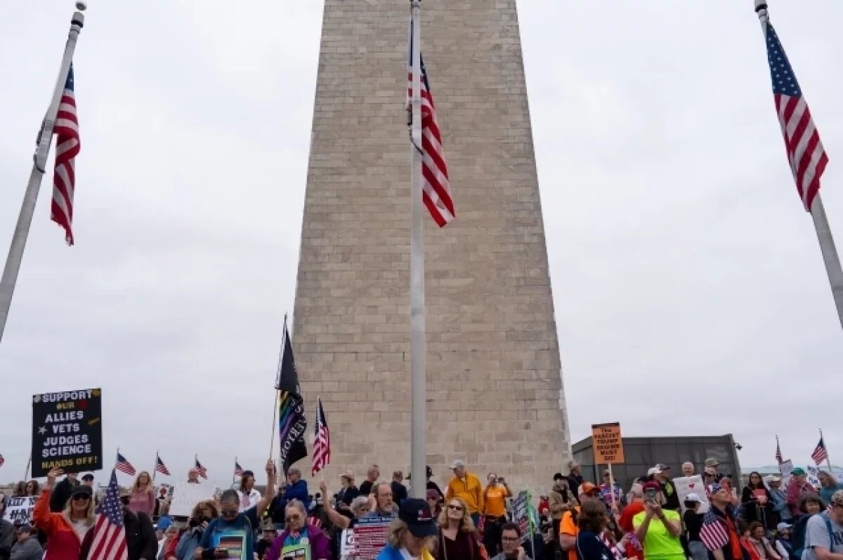    Глава РФПИ Дмитриев усмотрел в протестах в США признаки цветной революции