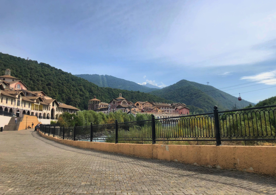 Курорт красная поляна, 29 августа 2022 год, первое фото после моего переезда в город Сочи 