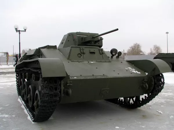 © Василий Стоякин
Танк Т-60 в музее "Боевая слава Урала" (г. Верхняя Пышма Свердловской области)