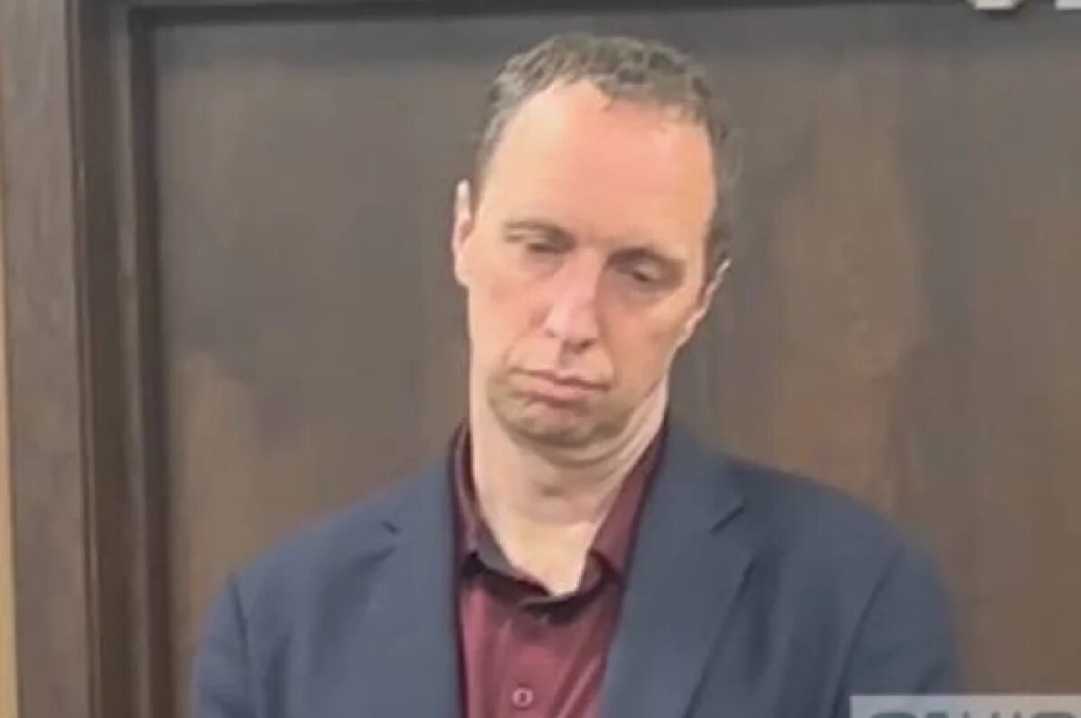    В РФ госпитализировали американца, обвиняемого в нападении на полицейского