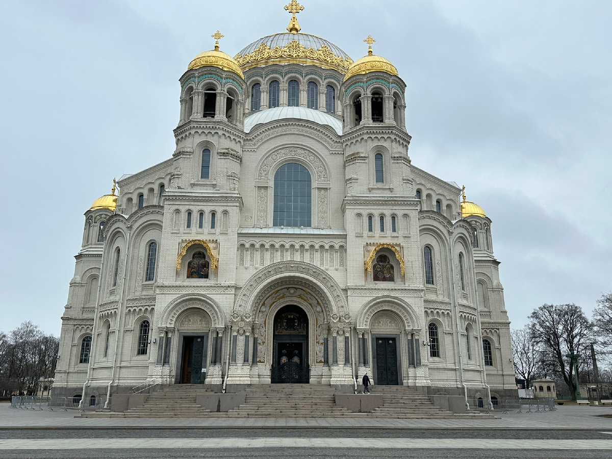 Морской Никольский Собор в Кронштадте.