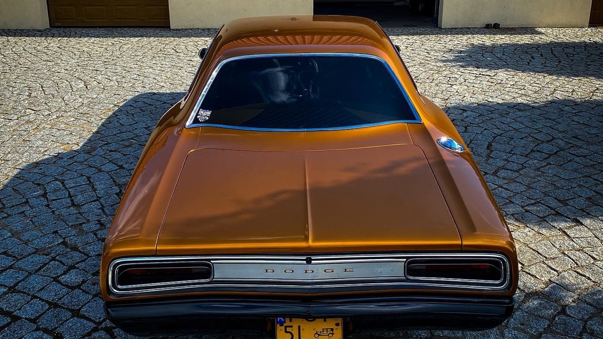 Dodge Super Bee с сердцем Viper 