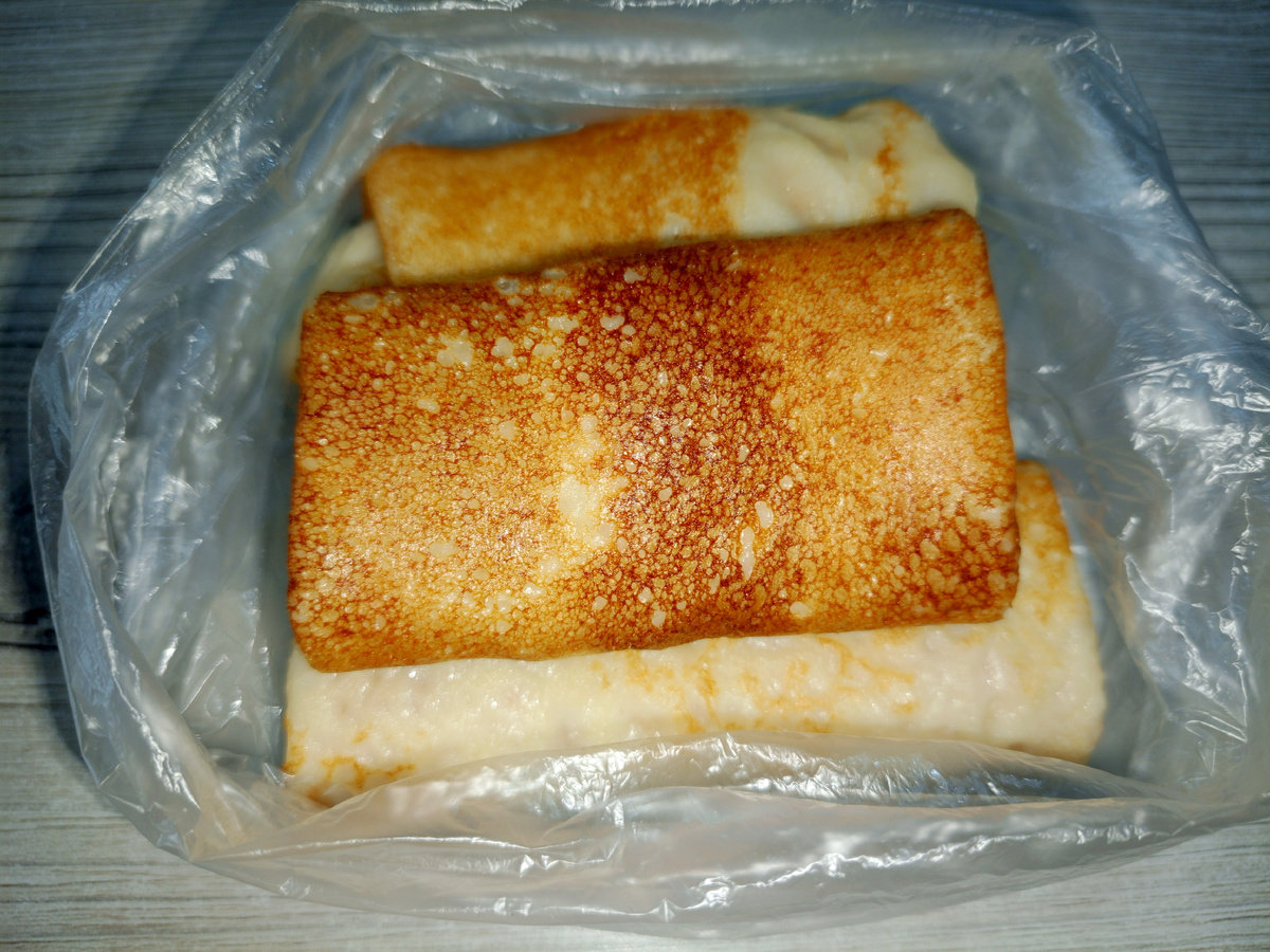 Начинила сыром и колбасой. Мой обед