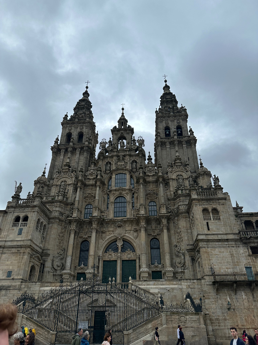 Собор - цель для всех паломников 