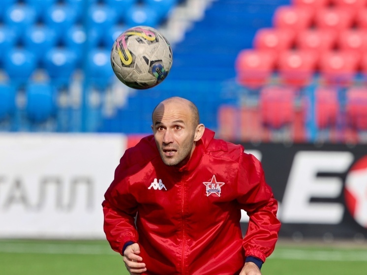     Достойный футбол: «СКА-Хабаровск» дома уступил лидеру, хотя и вел в счете. Фото: ФК «СКА-Хабаровск»