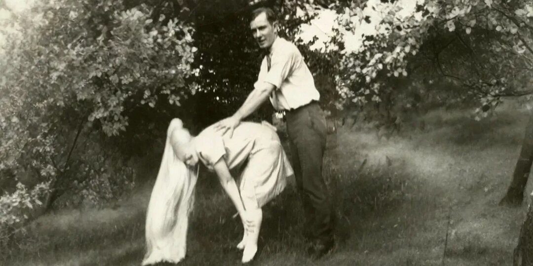 10 редких фотографий, которые покажут, каким странным был XX век