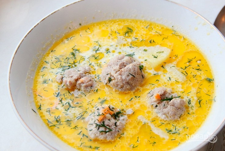 Фото с сайта: https://img.povar.ru/uploads/0d/99/9d/24/slivochnii_sup_s_frikadelkami-351955.png