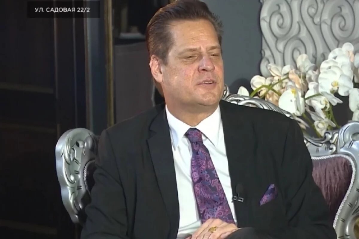    Потомок Екатерины II зарегистрировал бизнес в сфере искусств в Петербурге