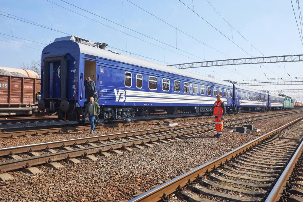 Первый плацкартный вагон для УЗ производства КВСЗ. Источник: КВСЗ