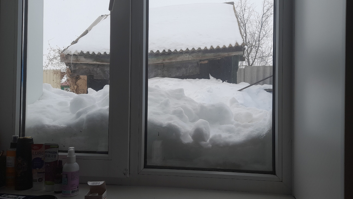 Зима была снежной