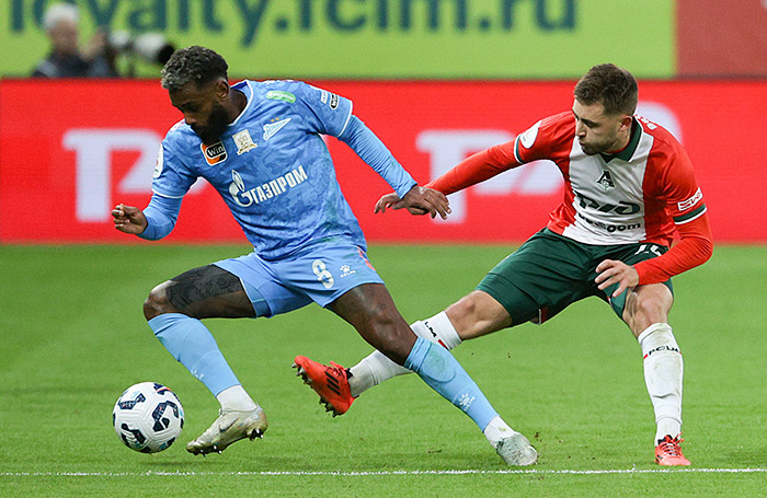    РПЛ. Эпизод матча «Локомотив» — «Зенит». 1:1.Валерия Калугина/ТАСС