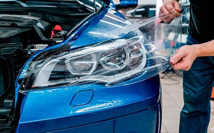 Оклейка фар защитной пленкой в СПб (Бастион, Громова 4)