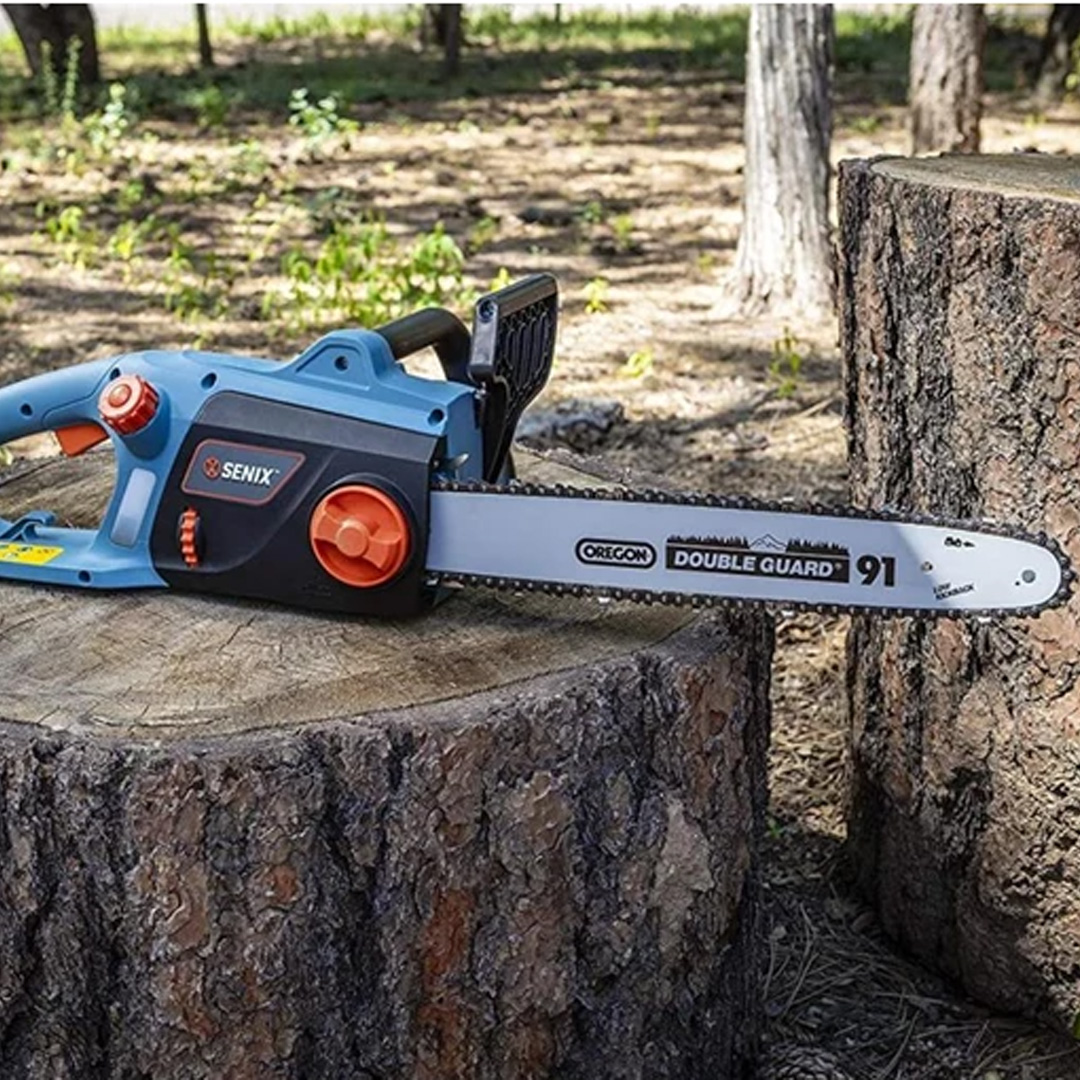 Фото пилы Senix из линейки электрических цепных пил