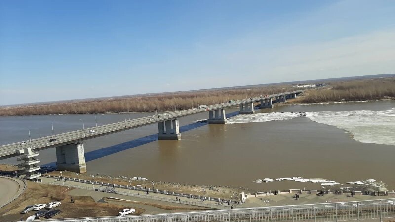     В Барнауле ледоход на Оби пока не начался Лариса Васильева