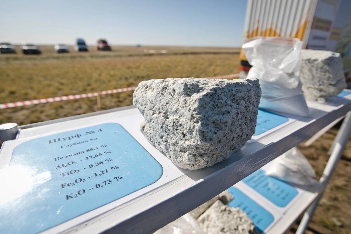  📷    Евгений Солнцев поздравил геологов Оренбуржья с профессиональным праздником Андрей Севостьянов