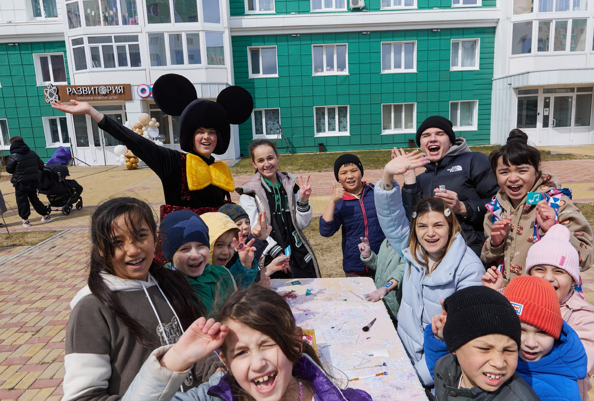 Из открытых источников в интернете. Дети приезжих в Сургуте.