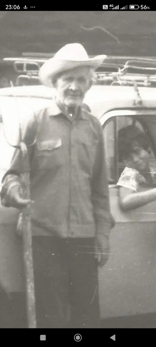 Дедушка Фёдор 