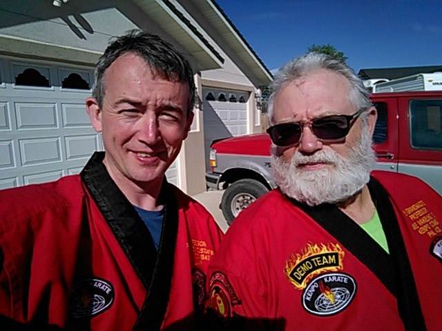 Профессор Рафаил Мустафин и Гранд Мастер Майк Уэйклинг Старший