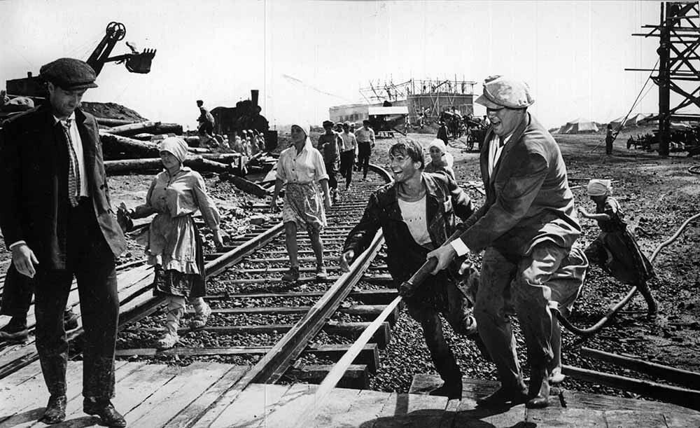 Кадр из фильма "Время, вперёд!" (1965)