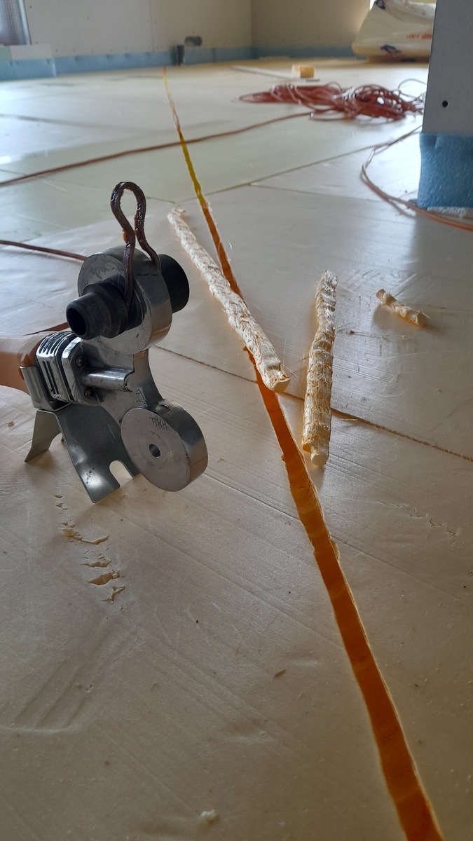 А вот и секретное приспособление.