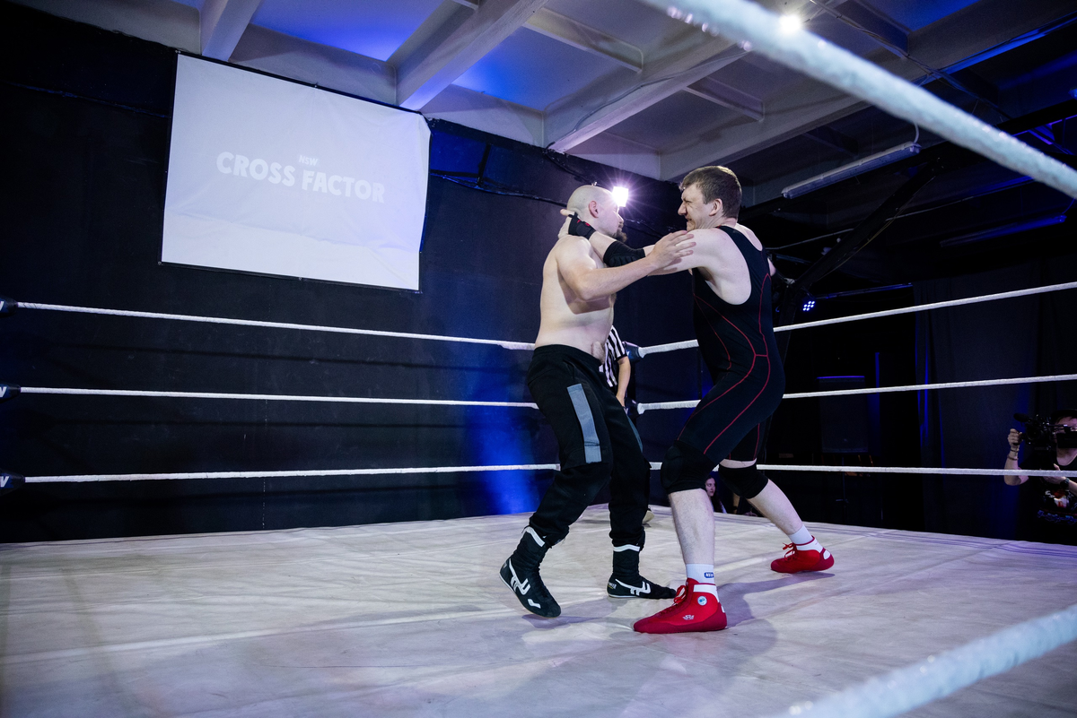 Сергей Разумов (справа) в матче против Андрея Щербакова (слева), шоу CF 22.02.25