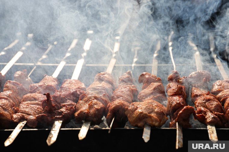    Чем лучше промариновано мясо, тем быстрее оно приготовится, подсказал шеф-повар