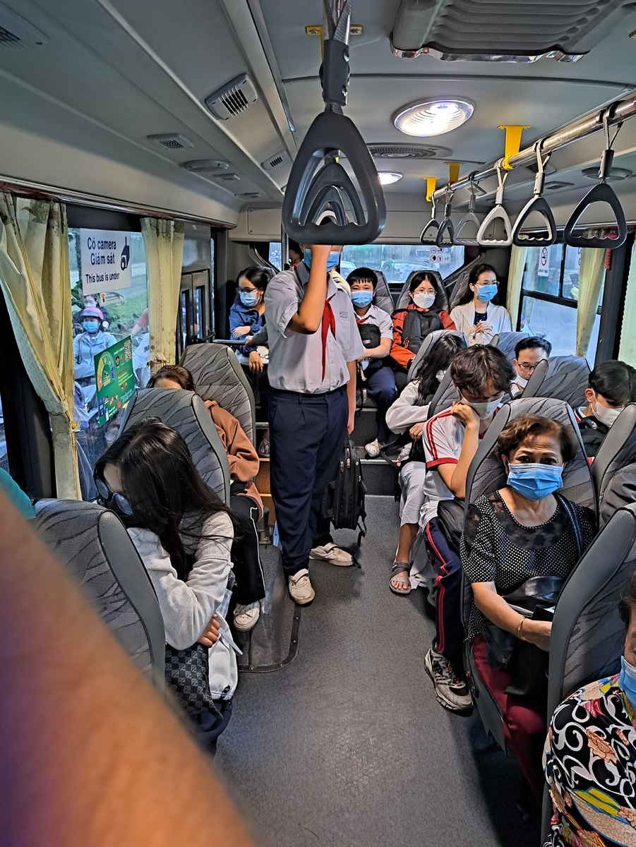 Вьетнамский пионер. Листаем дальше.