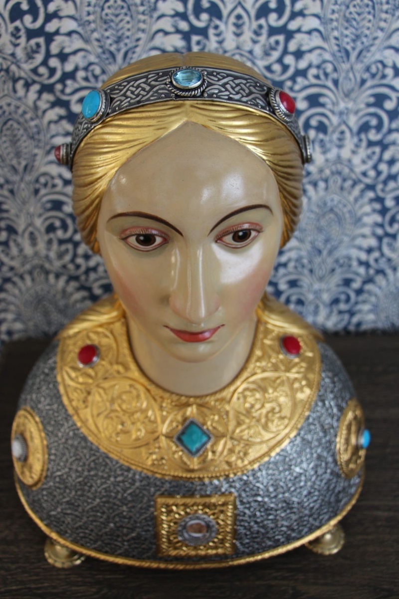 Мощевик с частью главы святой мученицы Леокадии Толедской, который хранится в соборе святой равноапостольной Марии Магдалины в Мадриде. Фото: Игорь Буйлин