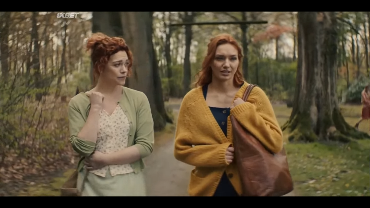 Кадр из сериала.