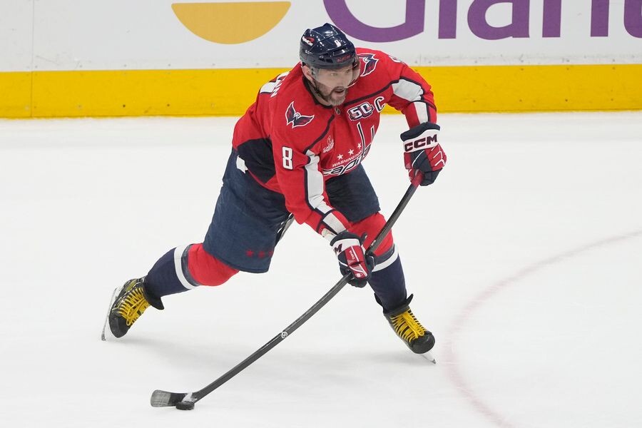    Александр Овечкин / Источник: © Mark Schiefelbein/AP/TASS