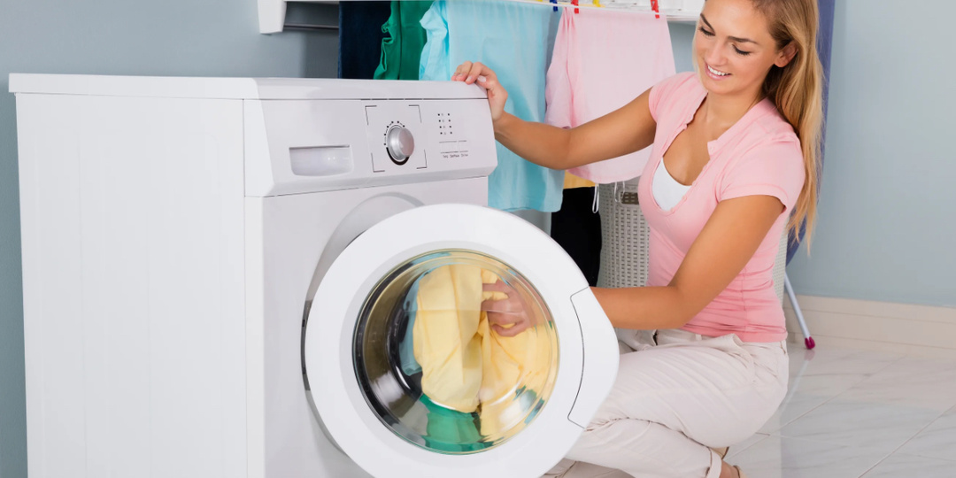 Почему не нужно оставлять дверцу стиральной машины открытой