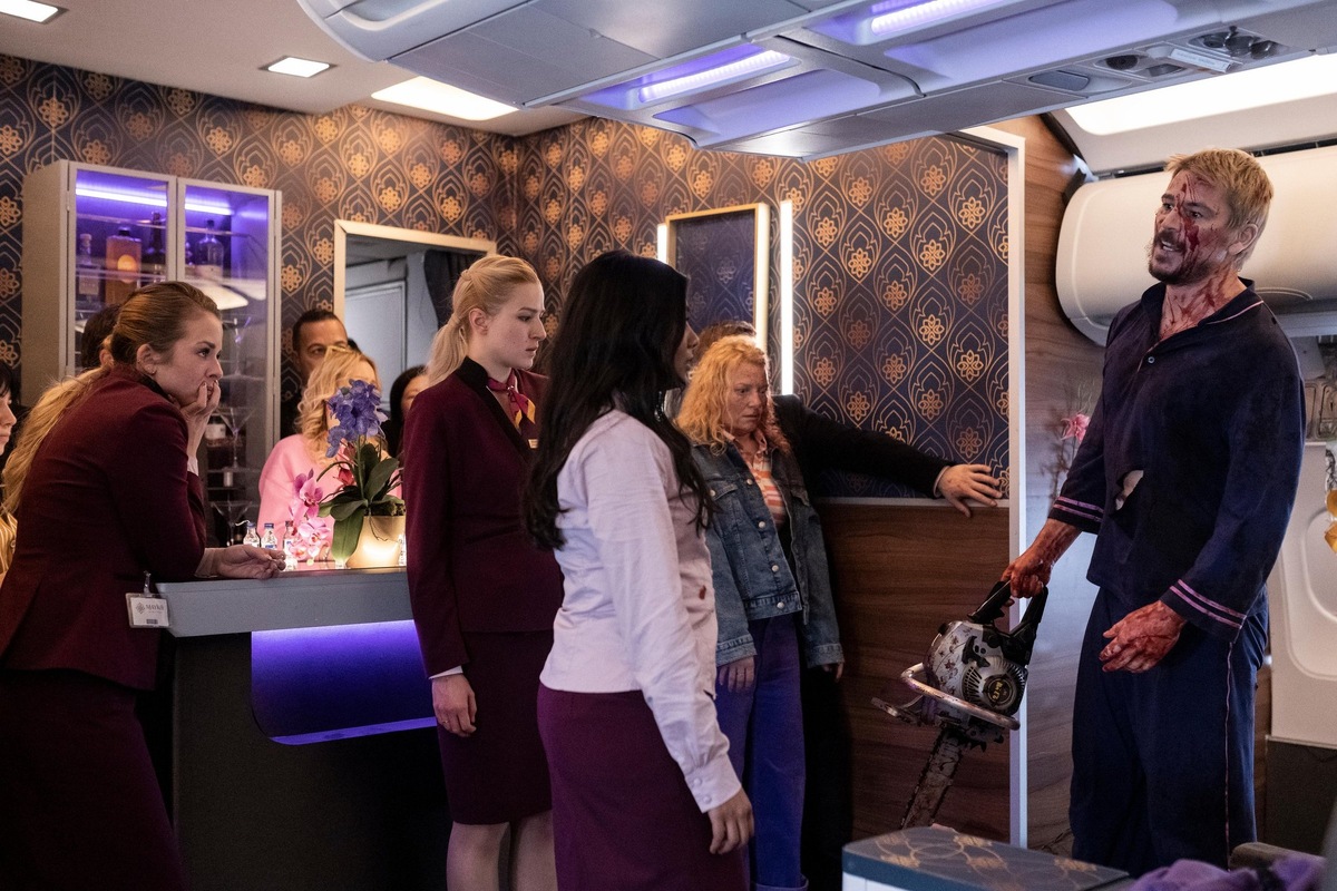 Кадр из фильма «Рейс навылет»