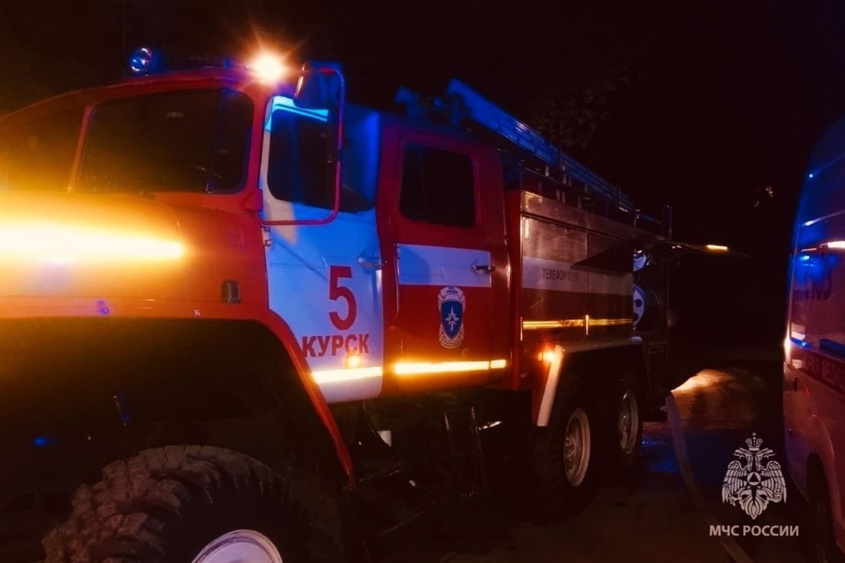     Сгорающая бумага привела к пожару в квартире в Курске