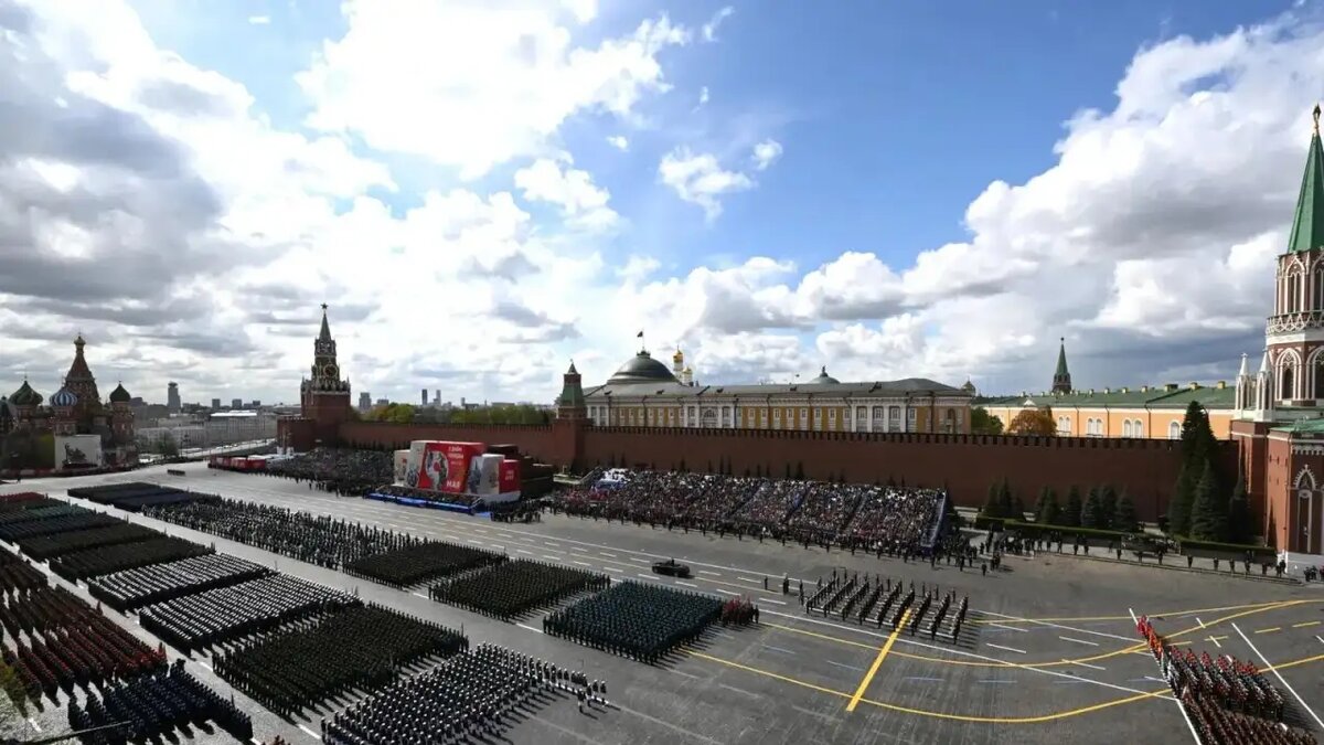    Парад Победы в Москве