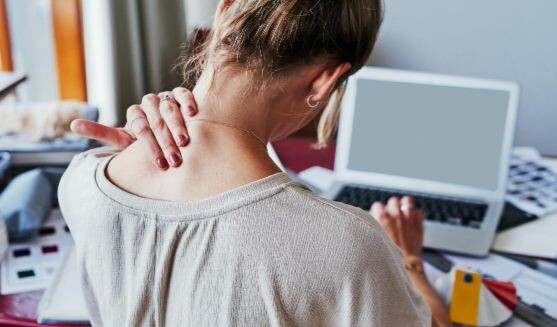 Компьютерная спина - проблема комплексная (Фото из открытых источников)