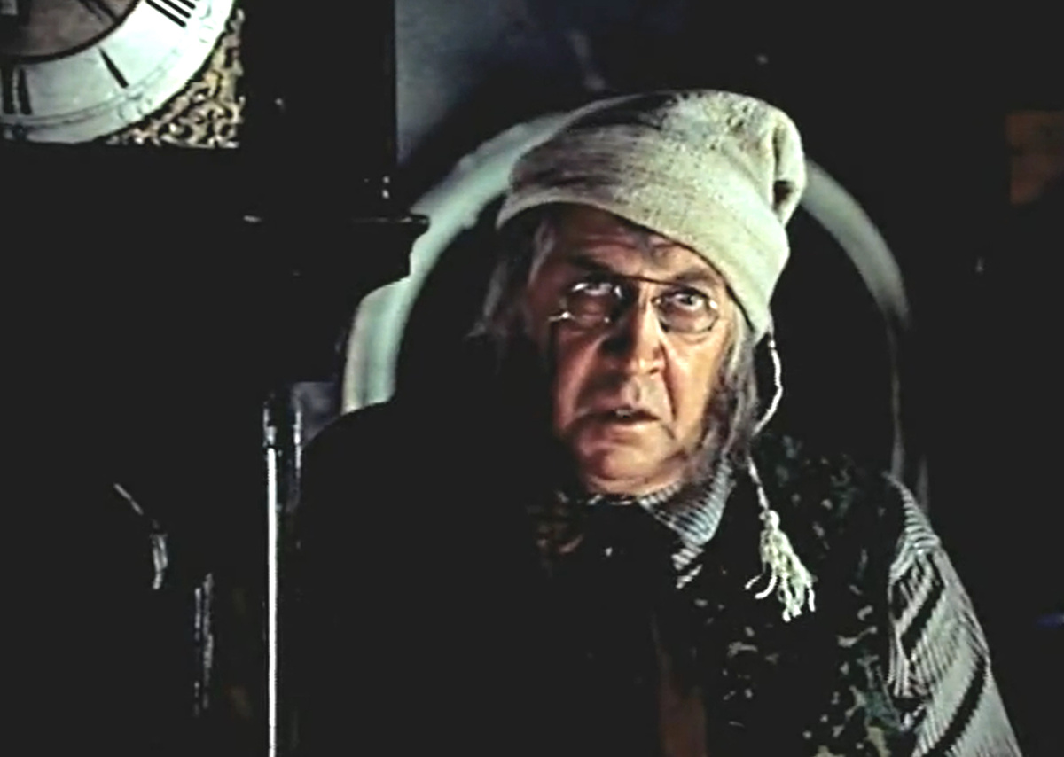 Кадр из кинофильма "Сватовство гусара", 1979 г., режиссер и сценарист Светлана Дружинина, композитор Геннадий Гладков (скриншот)