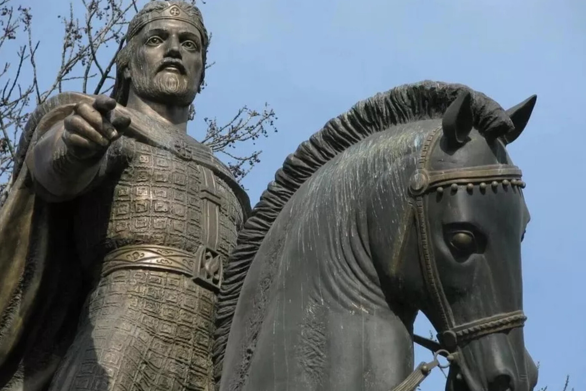 Памятник Даниилу Галицкому во Львове. Фото из интернета