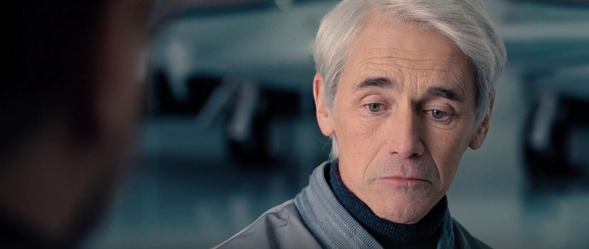 Кадр из фильма «Не смотрите наверх»