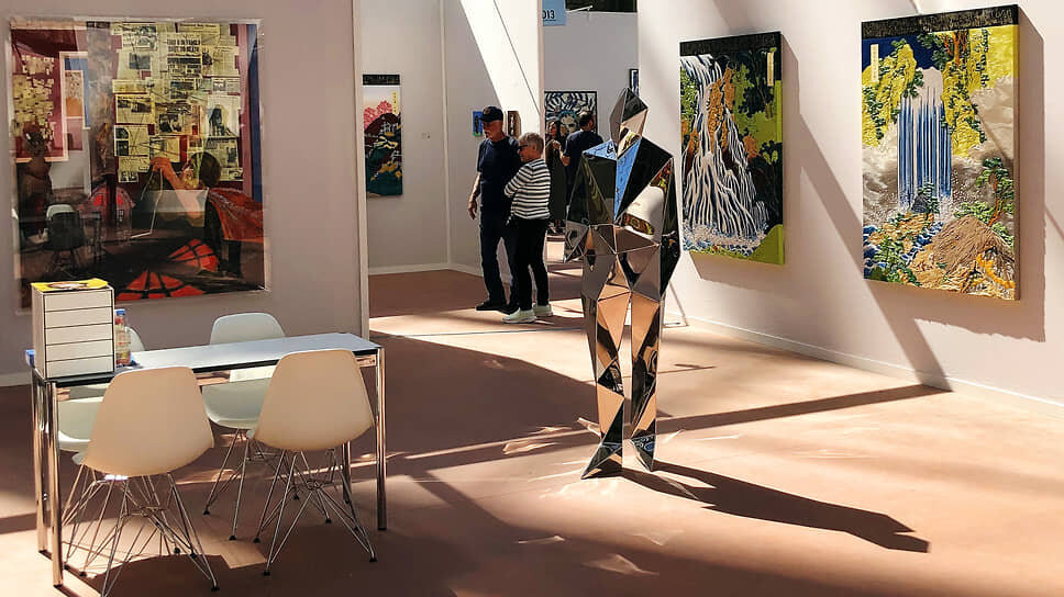 Ярмарка Art Paris.📷Фото: Алексей Тарханов / Коммерсантъ