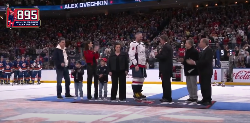    Рекорд Александра Овечкина. Источник: Кадр трансляции