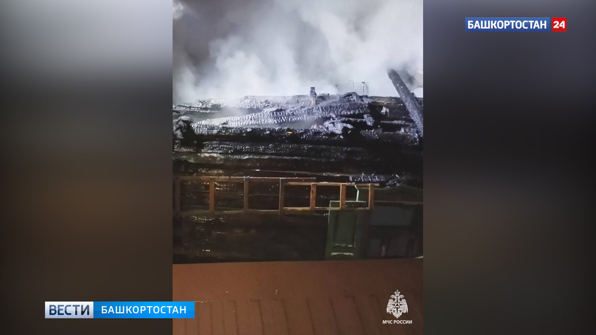    Ночью в Уфе при пожаре в бревенчатом доме погиб 58-летний мужчина