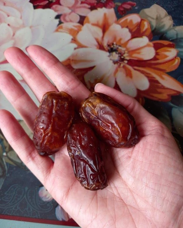 Это финики меджул.